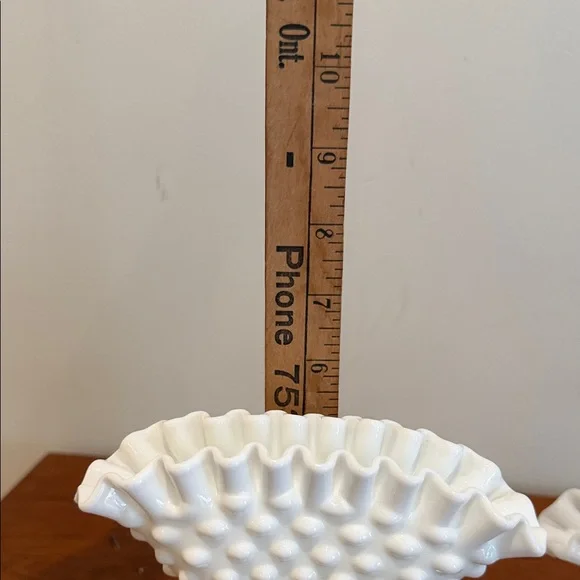 Vintage White Hobnail Fan Vase Set - Decorative Home Accents - Picture 6 of 7